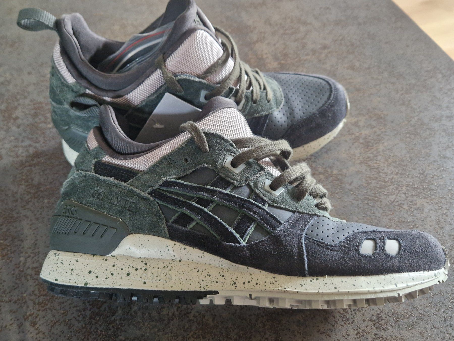Onitsuka Damenschuhe: ASICS TIGER – Neu und originalverpackt aus Balsthal von Soraia7 3
