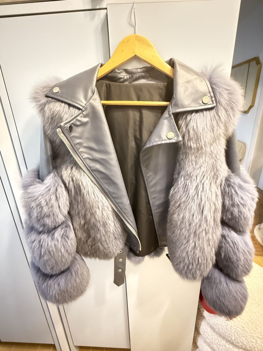 Giacche: Jacke mit Pelzbesatz, Grau, Gr. 36-38 – Nuovo (secondo la descrizione) da Zug venduto da katarinajj