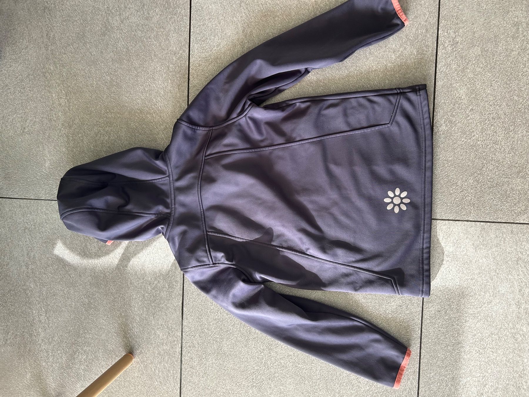 Jacken & Mäntel: Softshell - Jacke gris violet  Gr. 134 - 140 – Gebraucht aus Arbedo von nadia1973 2