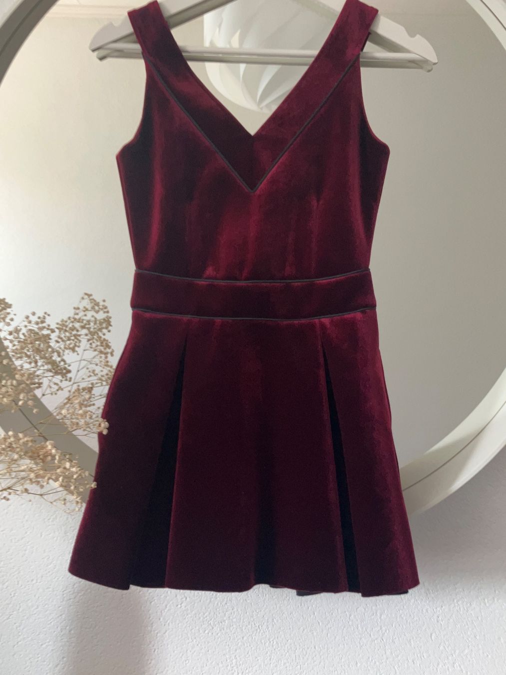 Maje Kleider: Robe maje taille 1 (XS) – Gebraucht aus Niederwangen BE von audreychkaya