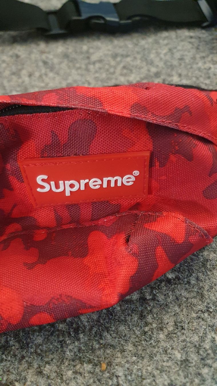 Supreme Borse: Supreme Bauchtasche – Nuovo (secondo la descrizione) da Hünibach venduto da tommy_gunn 1