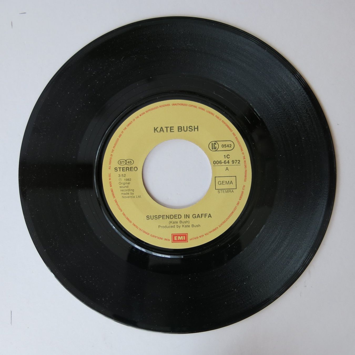 Dischi in vinile: Vinyl-Single 7" Kate Bush – Usato da Bözen venduto da Keramik22 2