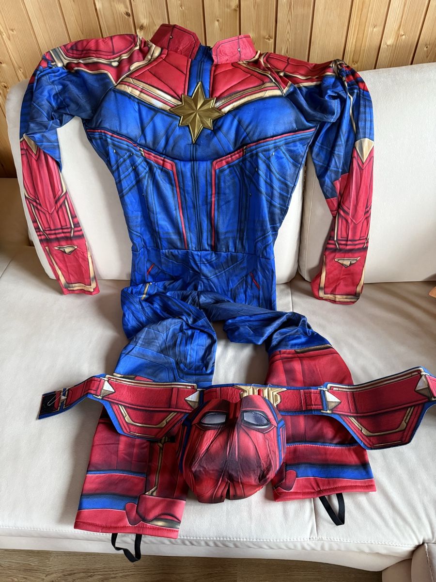 Costumi: Fasnacht Kostüm Captain Marvel – Usato da Braunwald venduto da Noveredo 1