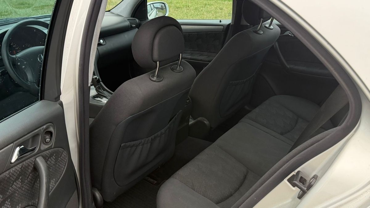 Mercedes-Benz Automobili: Mercedes c240 4x4 – Usato da Dübendorf venduto da LK08 5