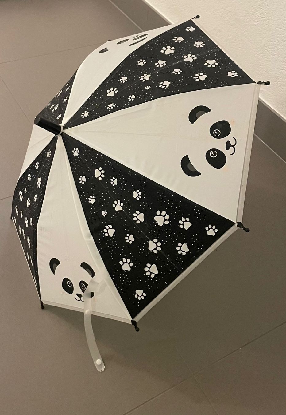 Ombrelli: Kinderregenschirm mit Panda aufdruck – Usato da Schwadernau venduto da Webtrics
