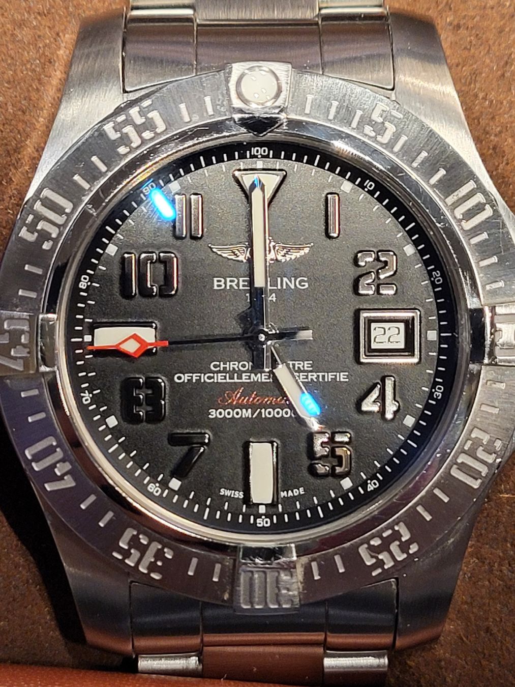 Breitling Uhren: Breitling Avenger – Neu (gemäss Beschreibung) aus Allschwil von Uhrmach4057 1