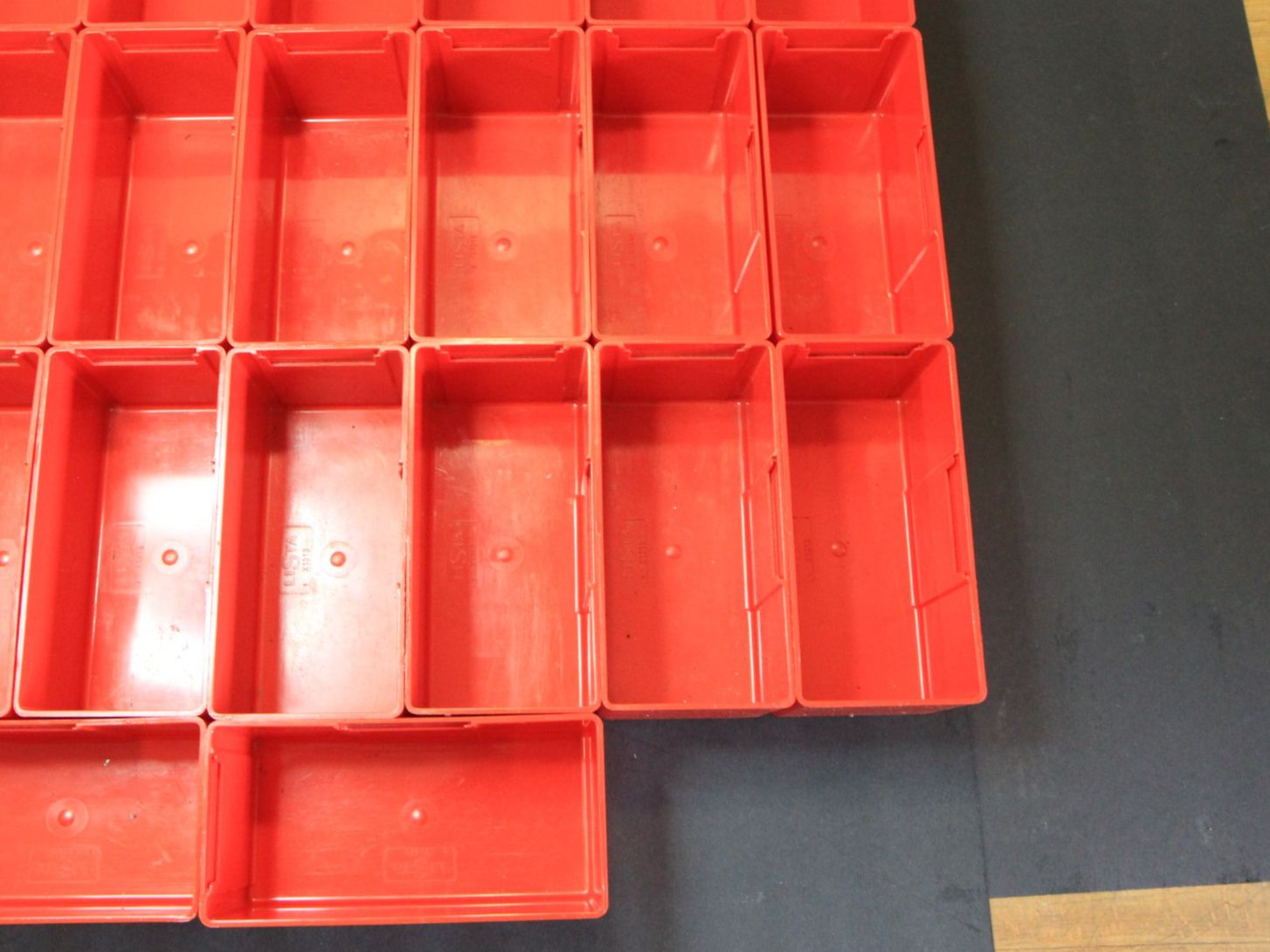 Lista Tutti gli attrezzi: Lista Einsätzkästen, 30Stk, Höhe 7.1cm – Usato da Hölstein venduto da Kraftpaket 8