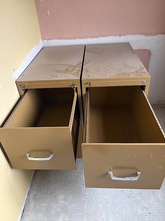 Schränke: Aktenschrank – Gebraucht aus Seftigen von pat_d67p 2