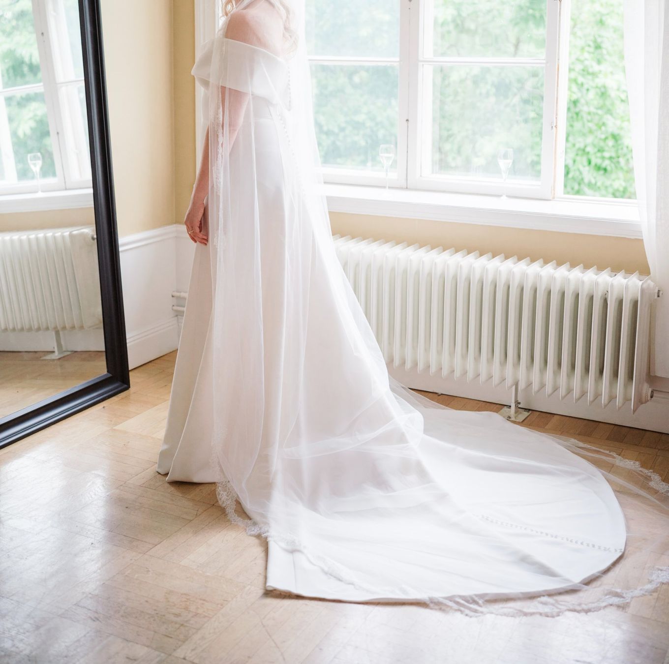 Vestiti: Secondhand Brautkleid Eva Lendel "Poema", Grösse 46 – Usato da Brunnen venduto da Herzig-Brautmode 1