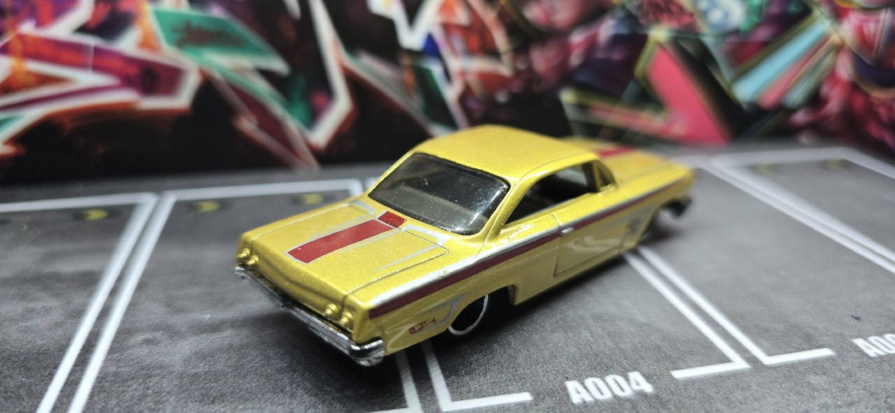 Hot Wheels Modellini d'auto: Hot Wheels Chevrolet Impala – Nuovo (secondo la descrizione) da Frauenfeld venduto da ufo_yk6c 1