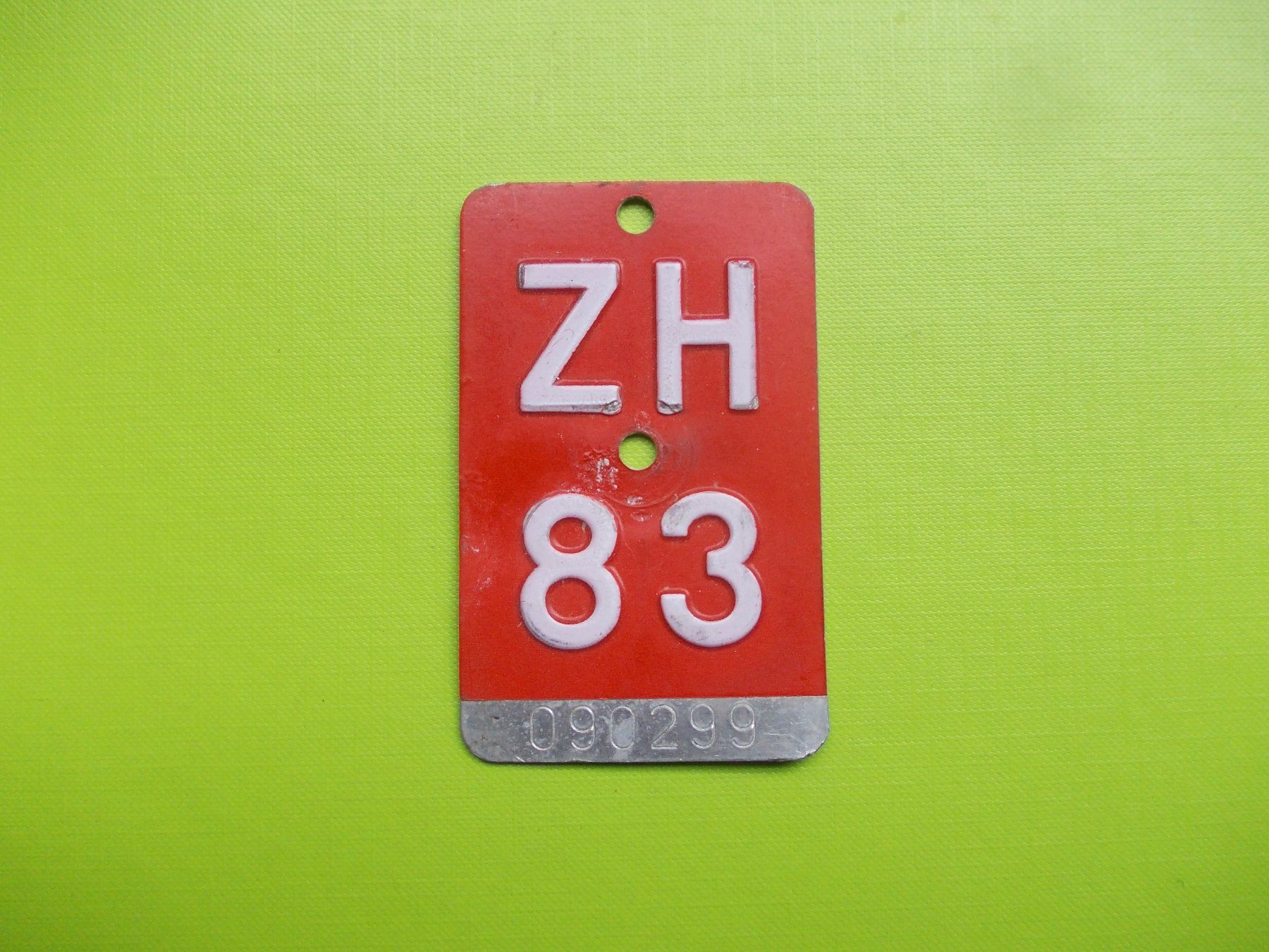 Insegne: Velonummer / Fahrradnummer ZH 83 – Usato da Gsteigwiler venduto da HORMIGA21