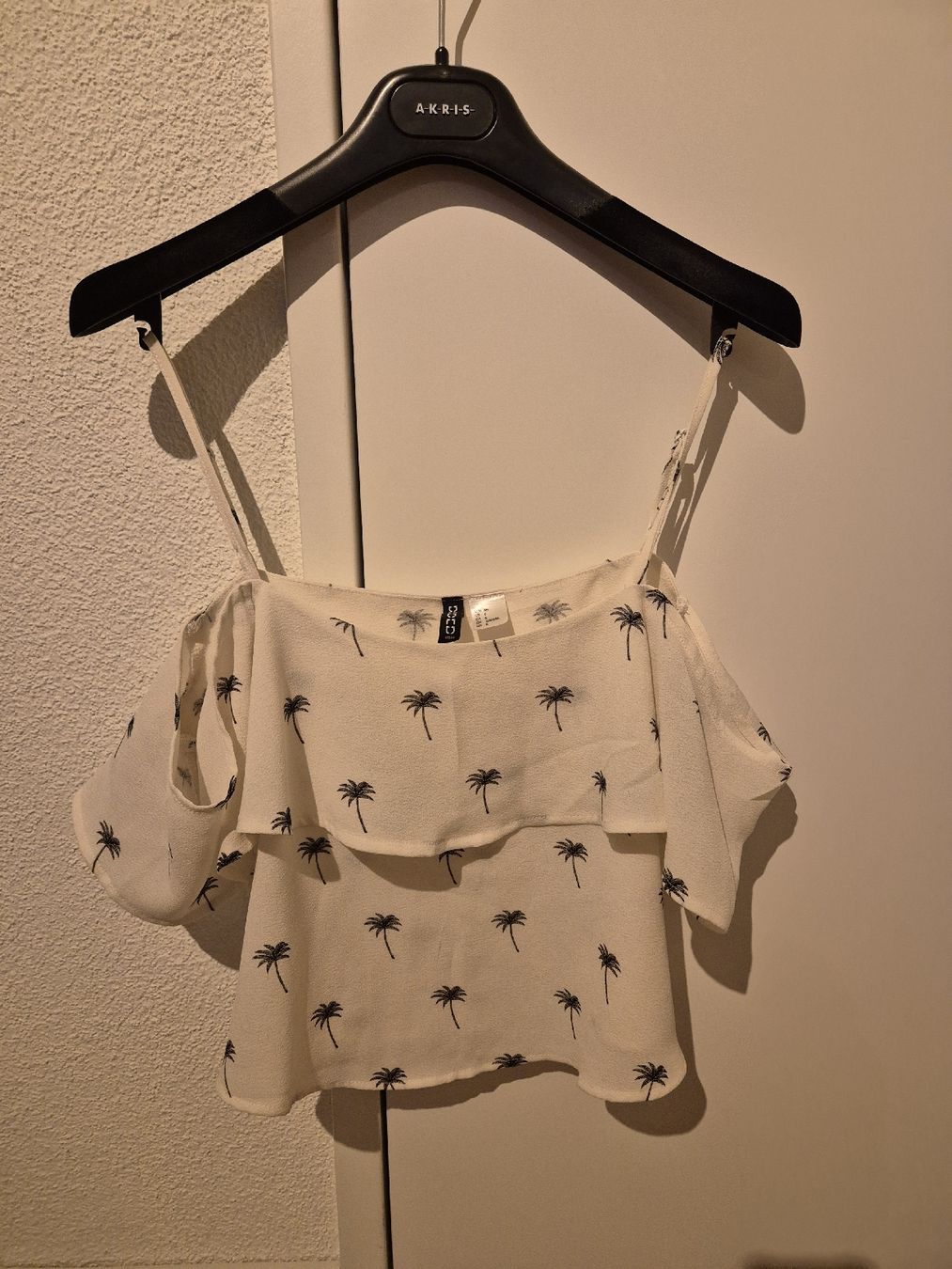 H&M Top: Croptop mit Palmenmuster – Usato da Schlieren venduto da nat_76vd