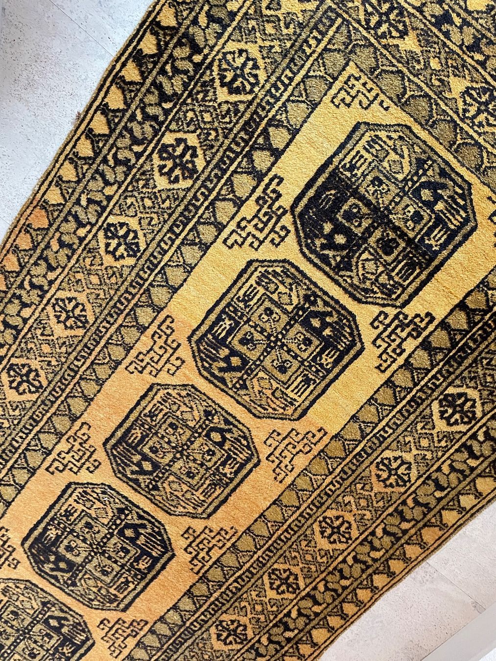 Tapis: Wollteppich pflanzengefärbt – D'occasion à Siebnen par Paington 1