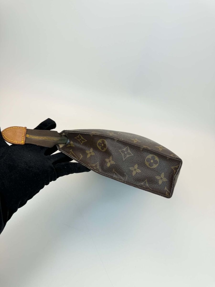 Louis Vuitton Taschen: Louis Vuitton Toiletry Pouch – Gebraucht aus Widnau von Pukpan_99 3