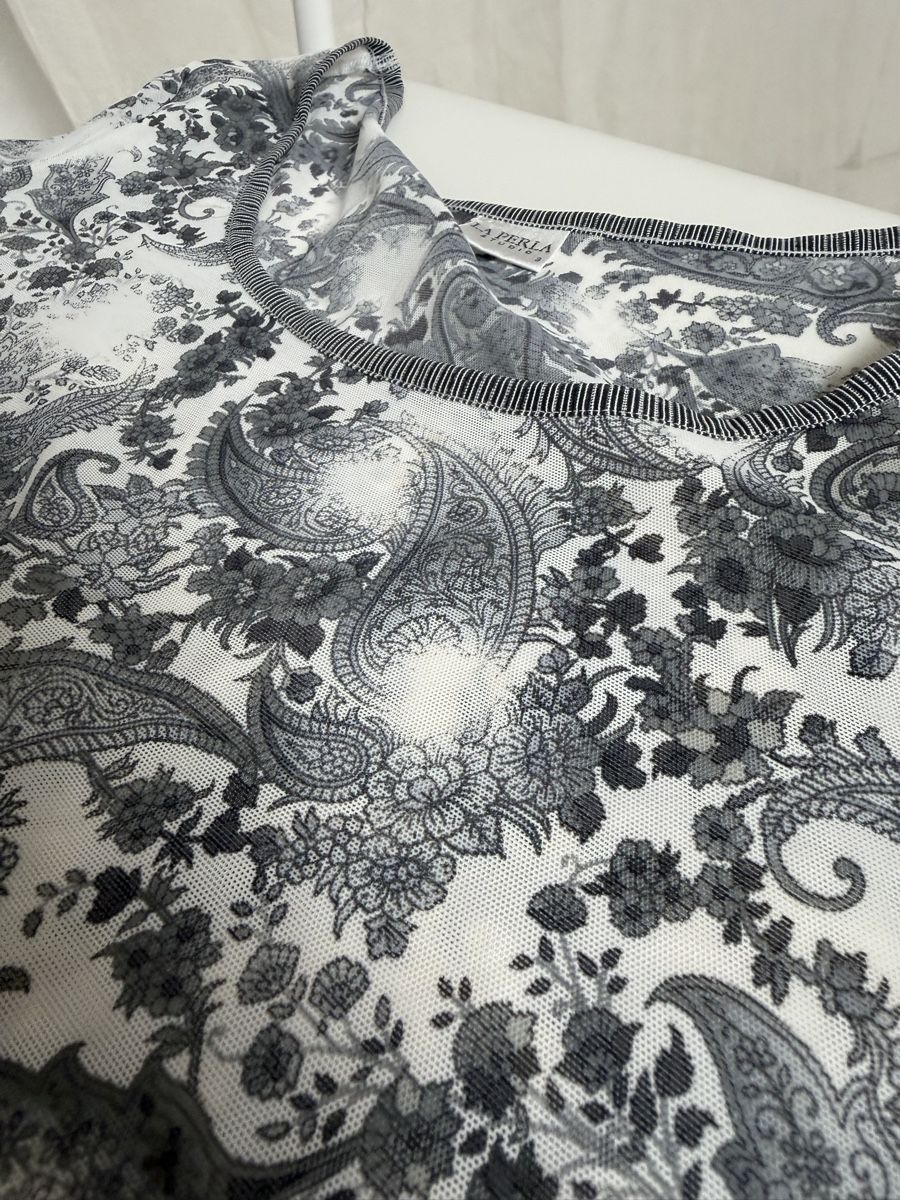 La Perla Top: LA PERLA STUDIO mesh top Paisley Print – Usato da Knonau venduto da Grapesvintage 2