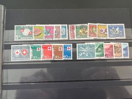 Pro Patria Lot auf Steckkarte gest. (R670)
