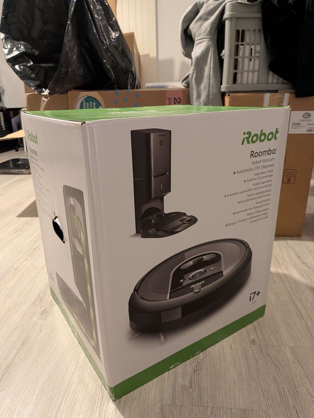Irobot Aspirapolveri & Accessori: iRobot Roomba i7+ Robot Vacuum with Clean Base – Usato da Affoltern am Albis venduto da golem12