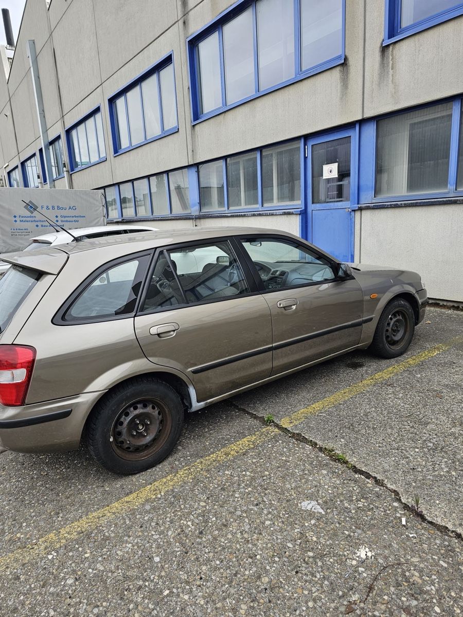 Mazda Automobili: Mazda 323 Limousine 1.8 – Usato da Riedikon venduto da Rosier 1