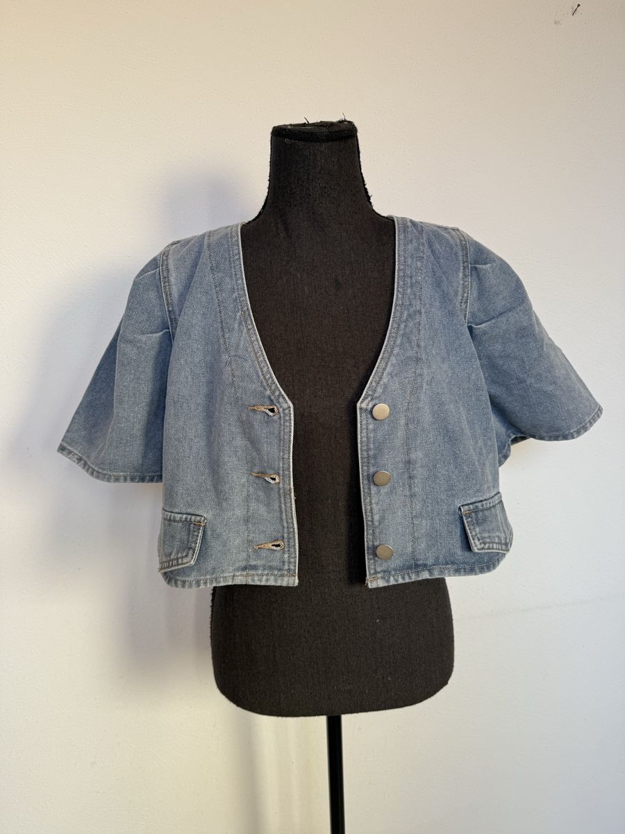 Shein Giacche: Jeansjäckli kurzatmig – Nuovo (secondo la descrizione) da Sigriswil venduto da ck56 2