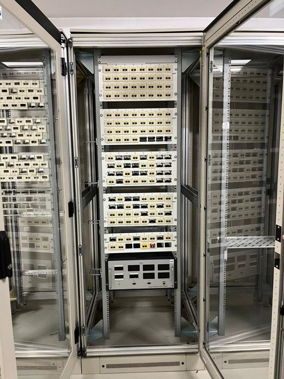 Communication Racks 42U (Gebraucht) in Vaduz für CHF 500 – nur Abholung ...