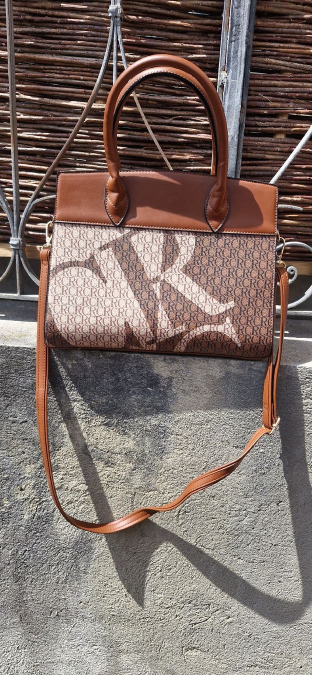 Borse da donna: Handtasche – Nuovo (secondo la descrizione) da Buchs SG venduto da stevemcfly