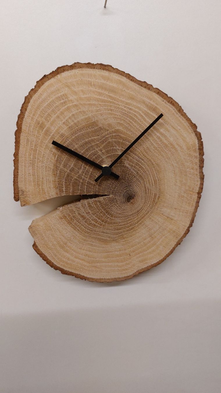 Orologi: Wanduhr aus einer schönen Eichen-Holzscheibe – Nuovo e nell'imballaggio originale da Egnach venduto da Oldwoodstyle 6