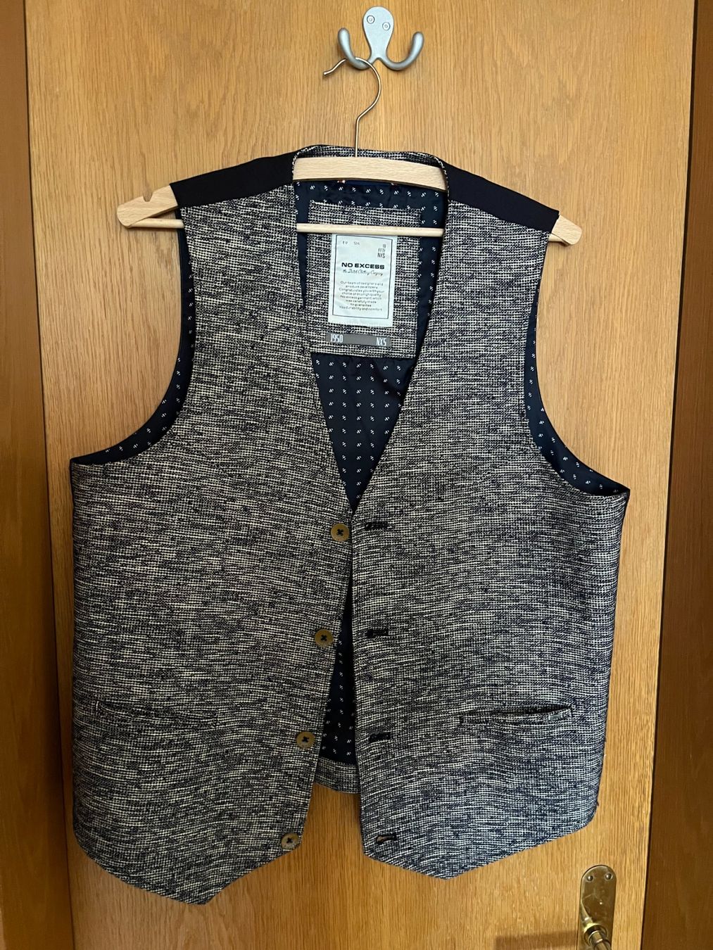 Gilet & Giacche: Anzug Weste Gilet – Usato da Zermatt venduto da B.15.v02