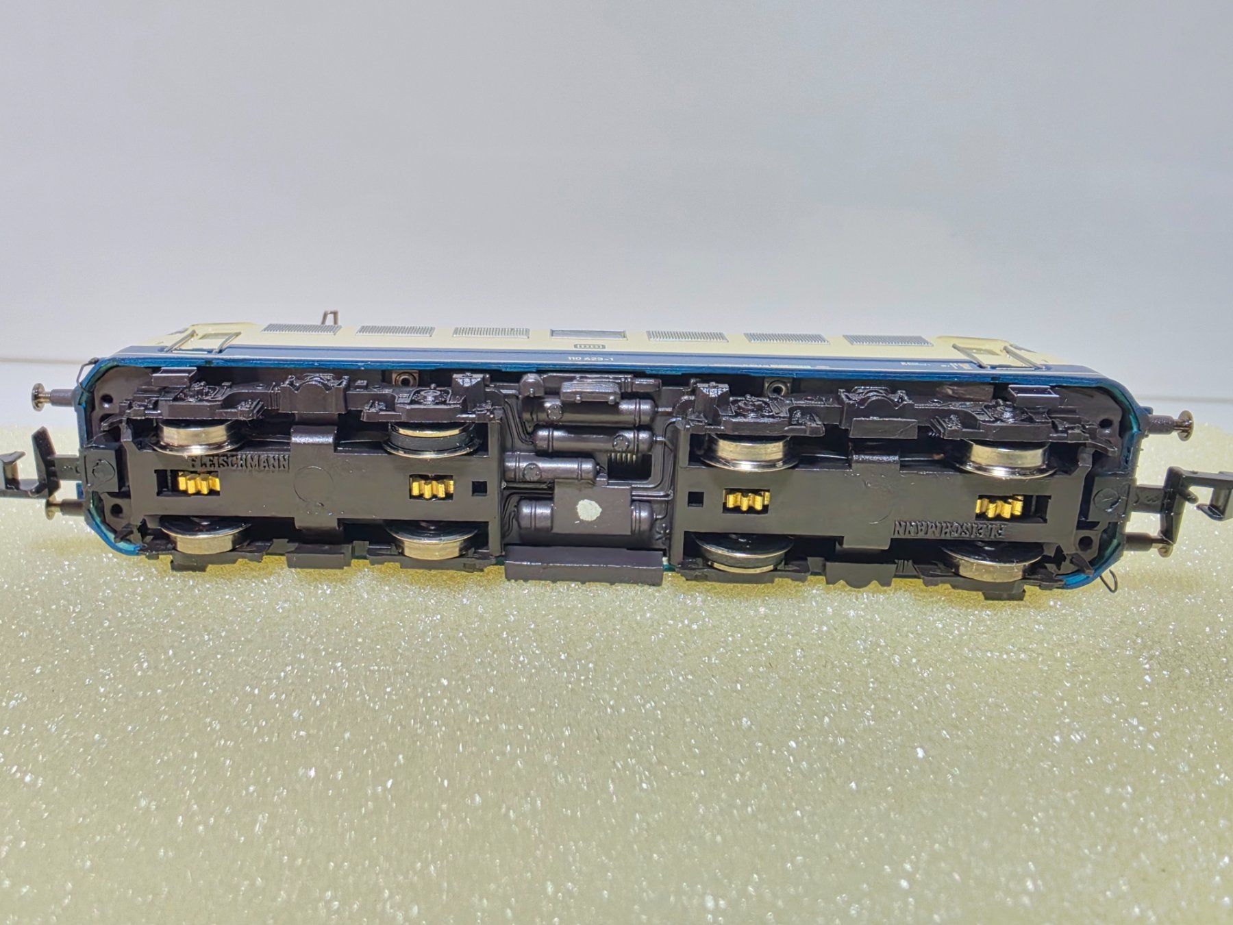 Fleischmann Modellini di ferrovie: Fleischmann DB BR110 DCC Sound 733877 – Nuovo e nell'imballaggio originale da Neuenhof venduto da ludovicco 5