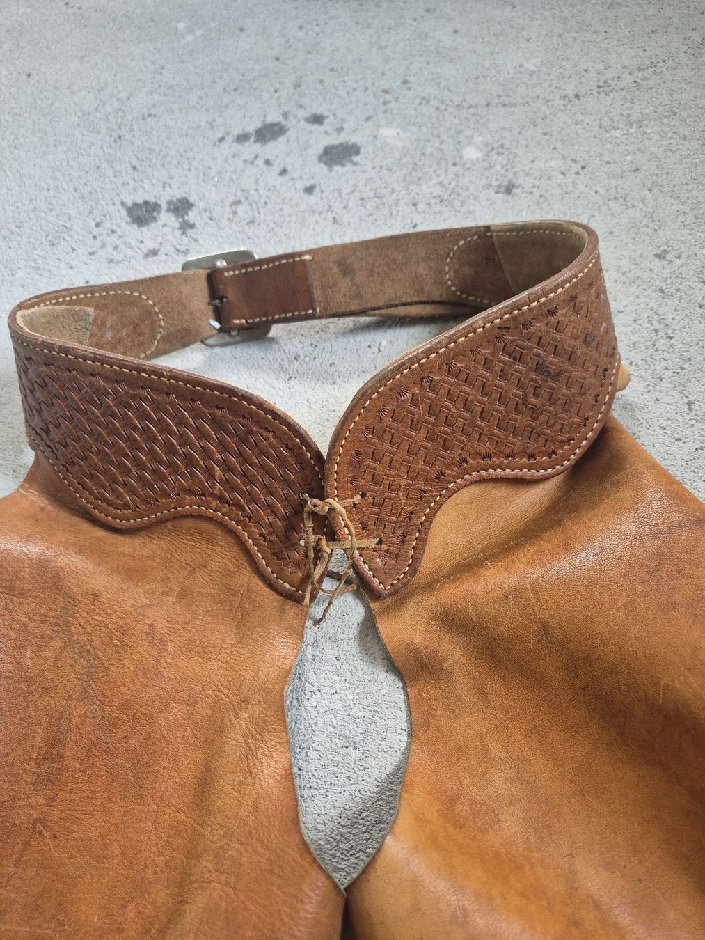 Pantalons: Western Chaps mit Franseln – D'occasion à Schaanwald par Gismo034 4