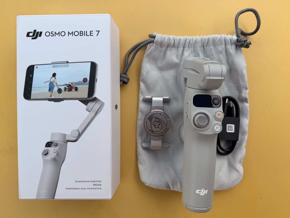 DJI Halterungen: DJI Osmo Mobile 7 – Neu (gemäss Beschreibung) aus Trimbach von Qom