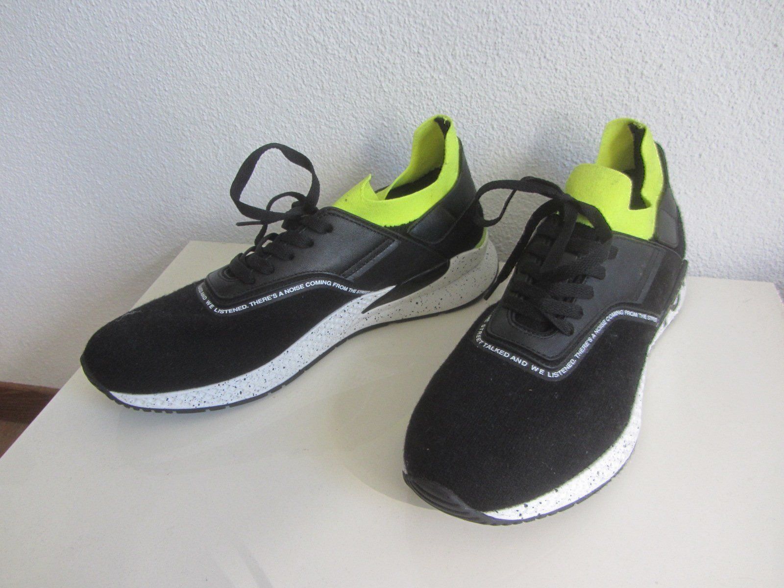 Chaussures hommes: VFTS - Sneaker schwarz 43 – D'occasion à Zürich par Diazaio
