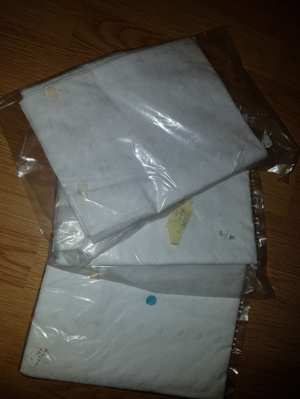 Bettwäsche: Duvetanzug 80x100weiss bestickt – Neu und originalverpackt aus Schwarzenburg von Flamingo07
