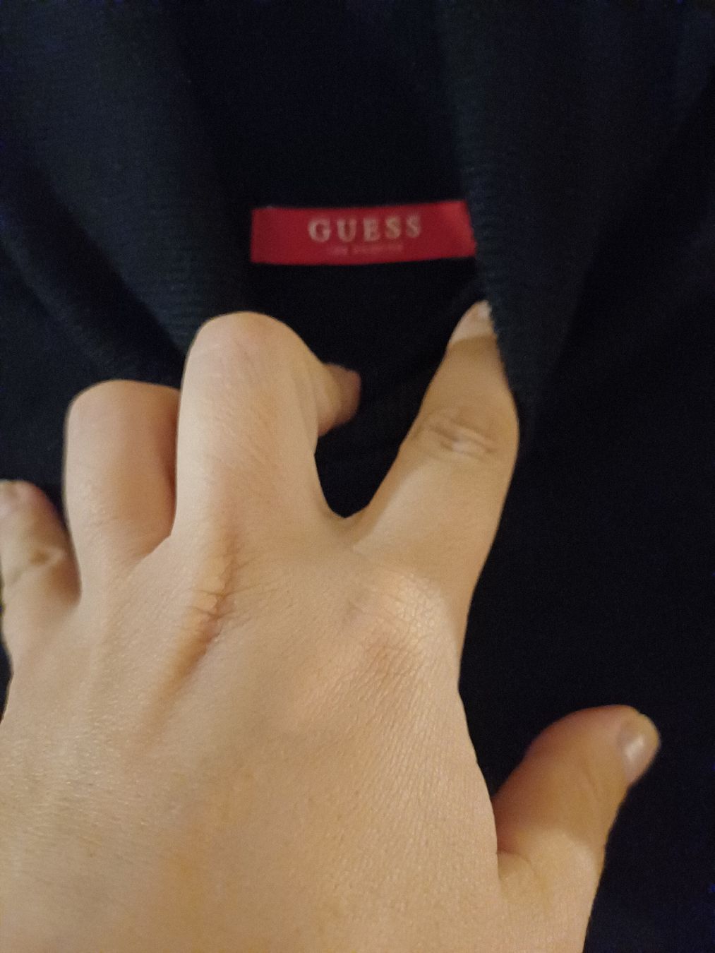 Guess Maglioni & Felpe: Guess Rollkragenpullover schwarz mit Spitzen Details – Nuovo (secondo la descrizione) da Ostermundigen venduto da Loulilou86 1