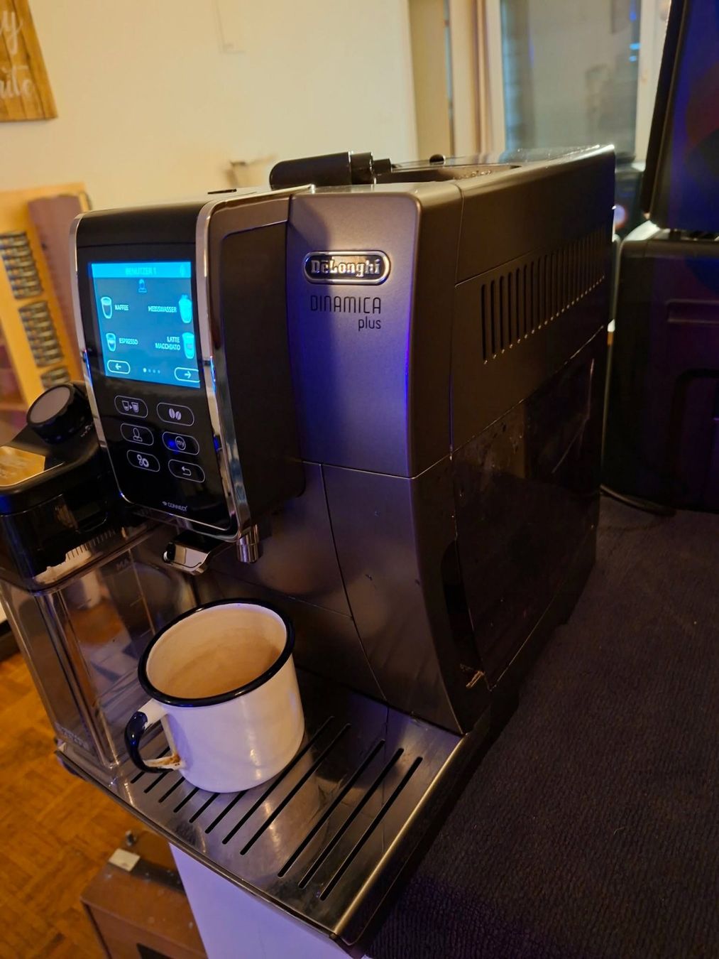 De'Longhi Macchine per caffè & Macchine per espresso: De'Longhi Dinamica Plus Defekt – Difettoso da Wittenbach venduto da Nostalgie1965 2