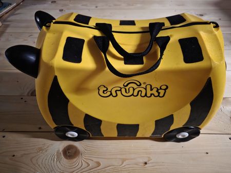 Kinderkoffer trunki