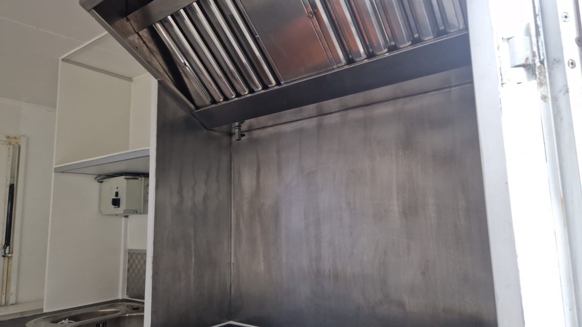 Wenk Rimorchi: Foodtruck/remorque – Usato da Noville venduto da Berlusconi55 3