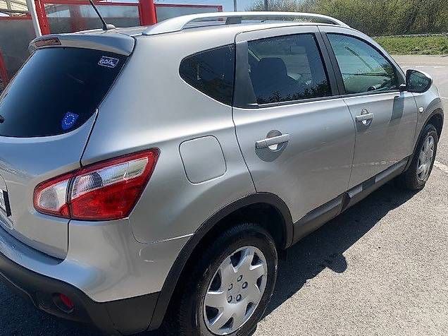 Nissan Automobili: Nissan Qashqai – Usato da Yverdon-les-Bains venduto da 2m2c 2