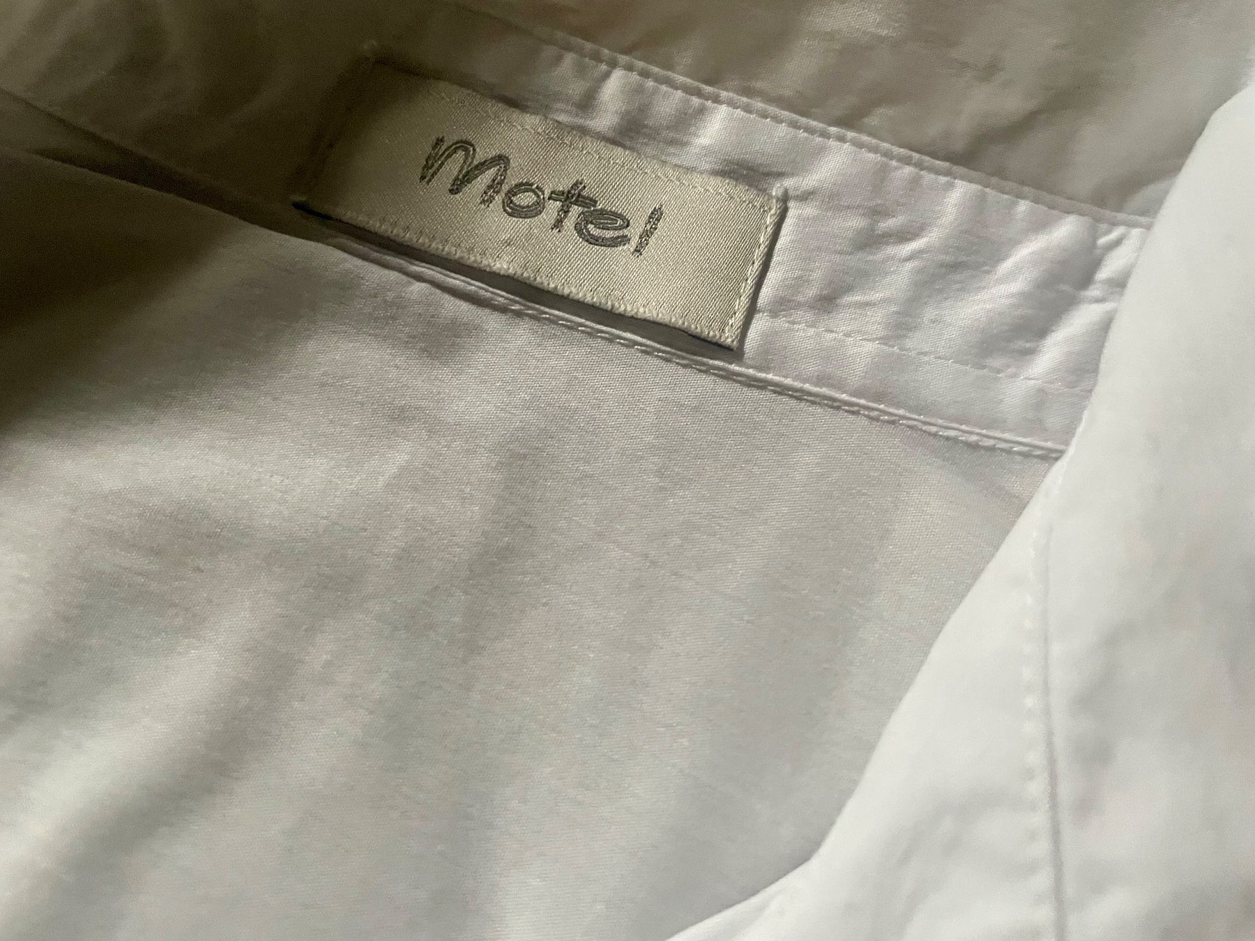 Camicette: cropped bluse von motel - gr36/38 – Usato da Rotkreuz venduto da 4evermine 1