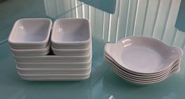 6 runden Schälchen mit Griffen, 8 kleinen Schälchen weiss