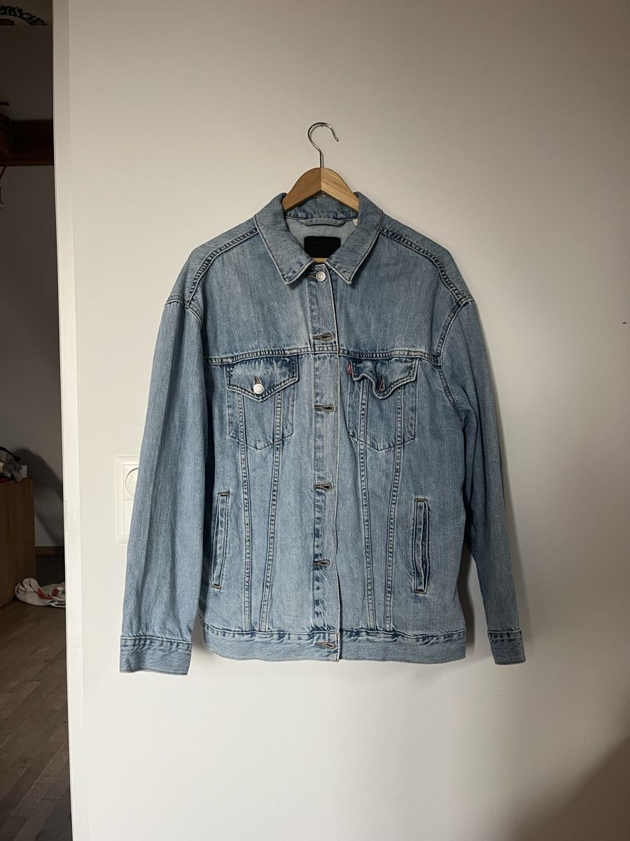 Levi's Giacche: Oversized Jeans Jacket – Usato da Steffisburg venduto da viv_5tqt