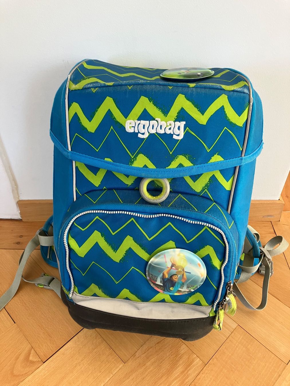 Ergobag Borse & Zaini: Ergobag Schul-Rucksack mit Turntasche – Usato da Spiegel b. Bern venduto da dorisdoris_5000