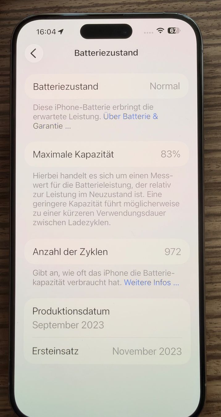 Apple Portables: Iphone 15 Pro Max, Natural Titanium 1 TB – D'occasion à Mühlehorn par Desaya 2