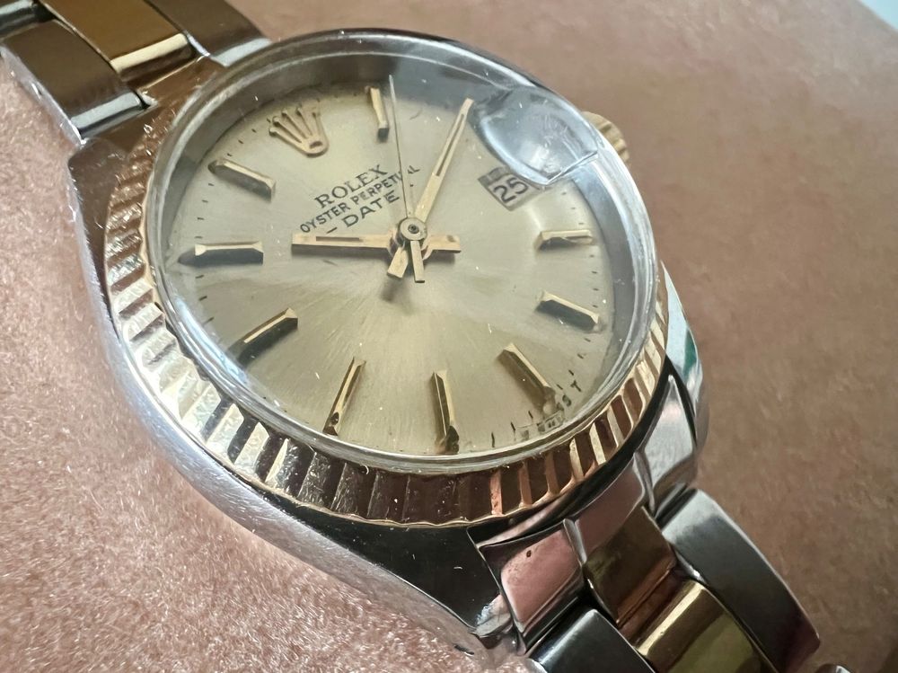 Rolex Orologi: ROLEX Oyster Perpetual 26, Ref. 6917, Automatic, with box – Usato da Le Mont-sur-Lausanne venduto da LycaGallery 2
