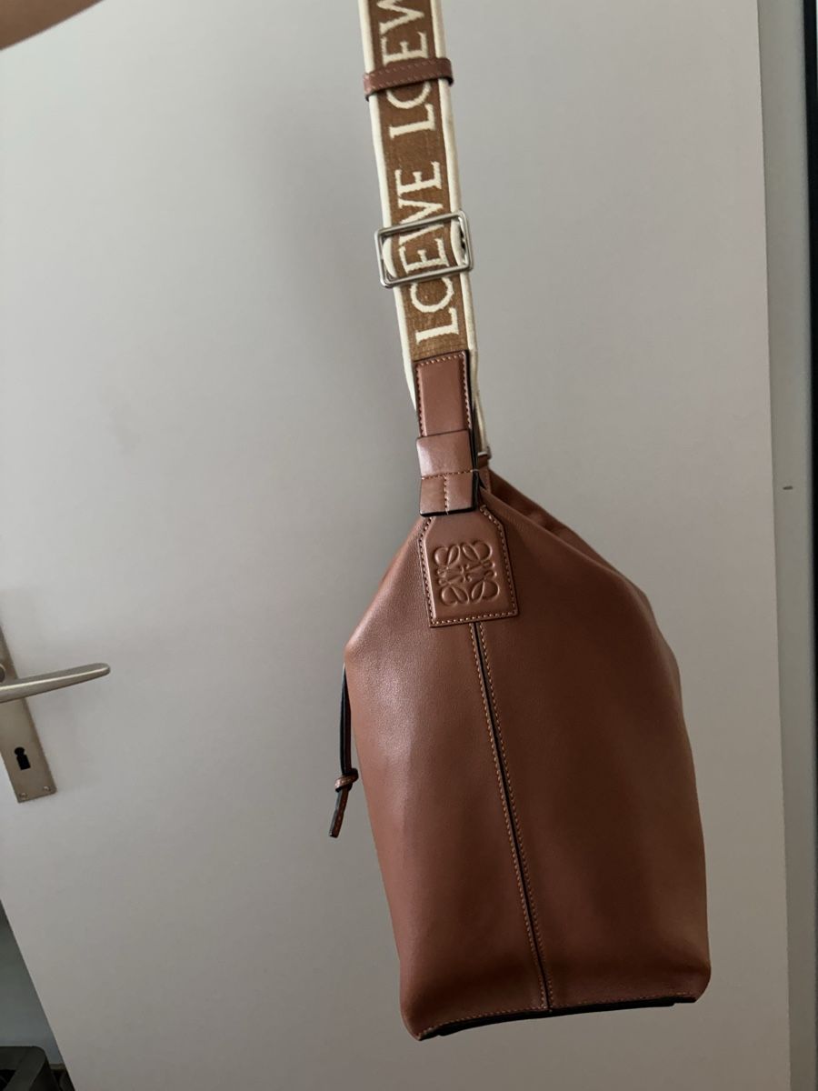Loewe Taschen: Loewe Cubi Leder braun  – Gebraucht aus Zürich von LittleRaiinbow 3