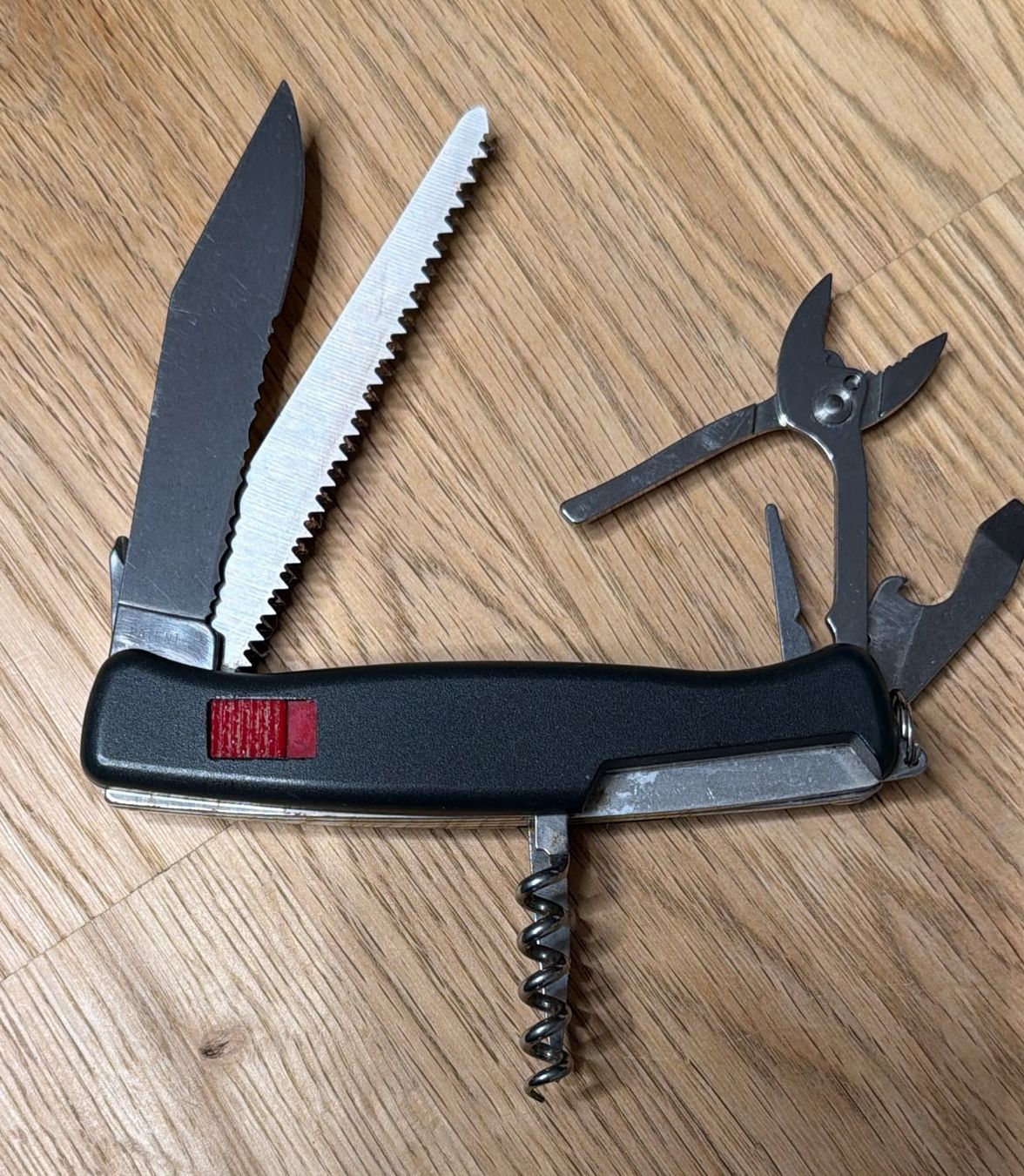 Wenger Taschenmesser: WENGER SACKMESSER CONTINENTAL – Gebraucht aus Zürich von Frei-Occasionen 1