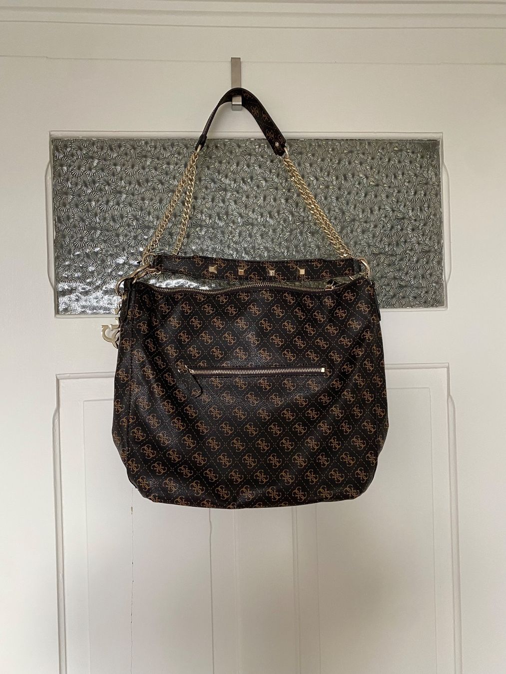 Guess Borse da donna: Neue GUESS Tasche – Nuovo e nell'imballaggio originale da Zürich venduto da MaxZurich 3