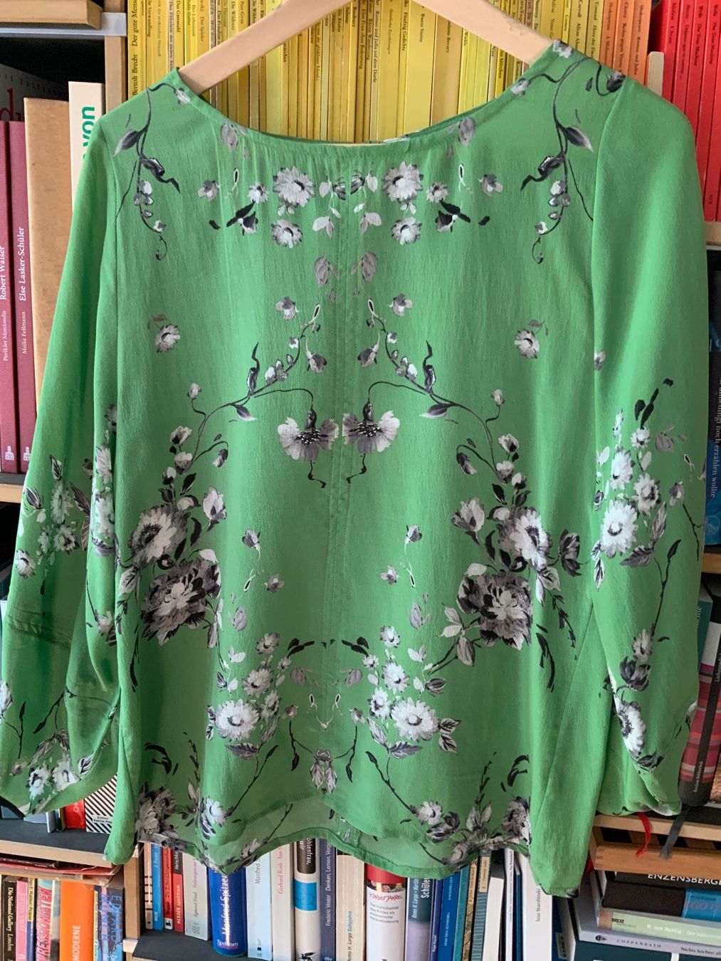 Blusen: Seidenbluse Tolani – Gebraucht aus Basel von dreiklang01
