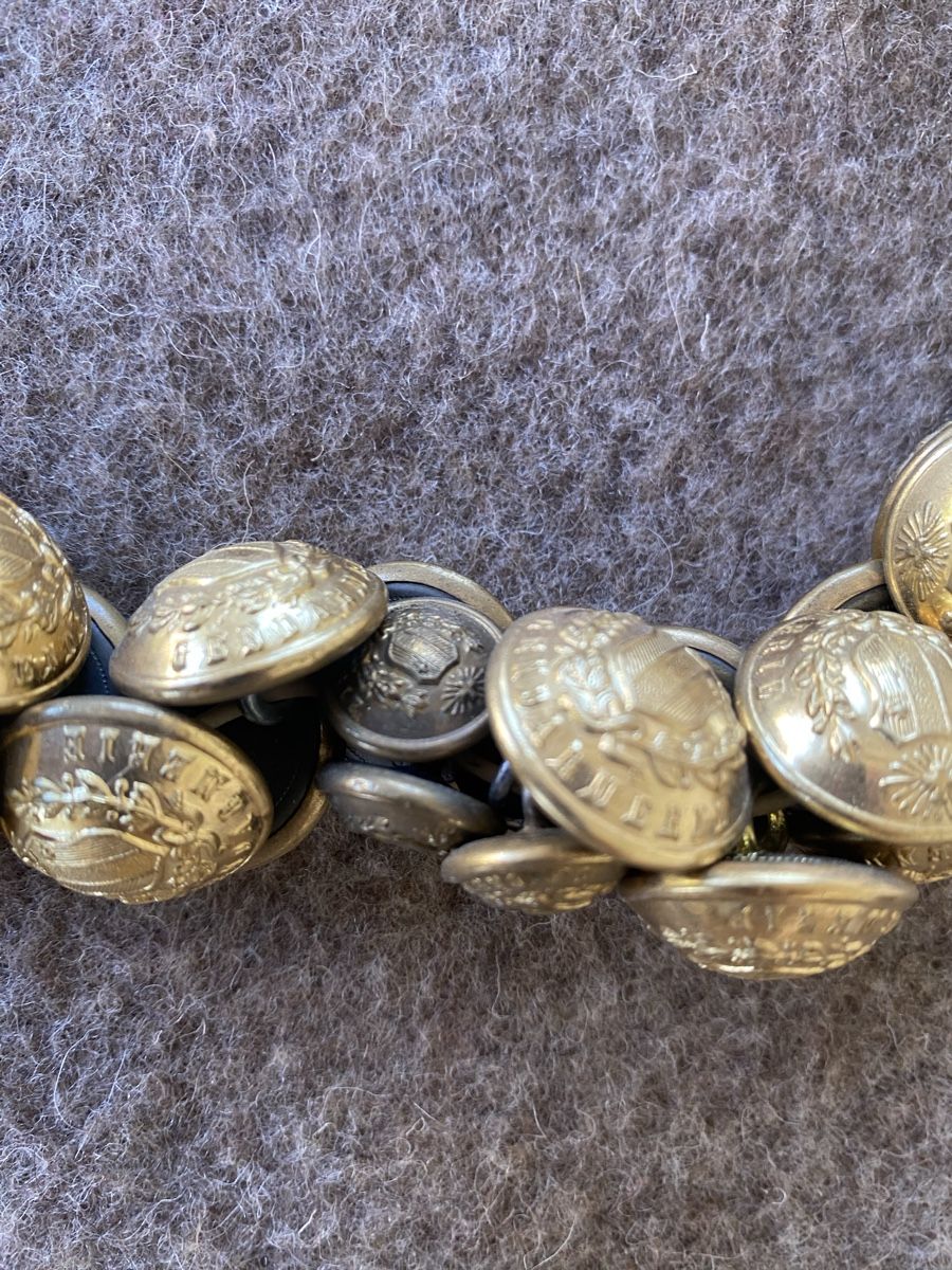 Uniformi: Boutons dorés vintage Gendarmerie  – Usato da Lausanne venduto da Csamadhi 7