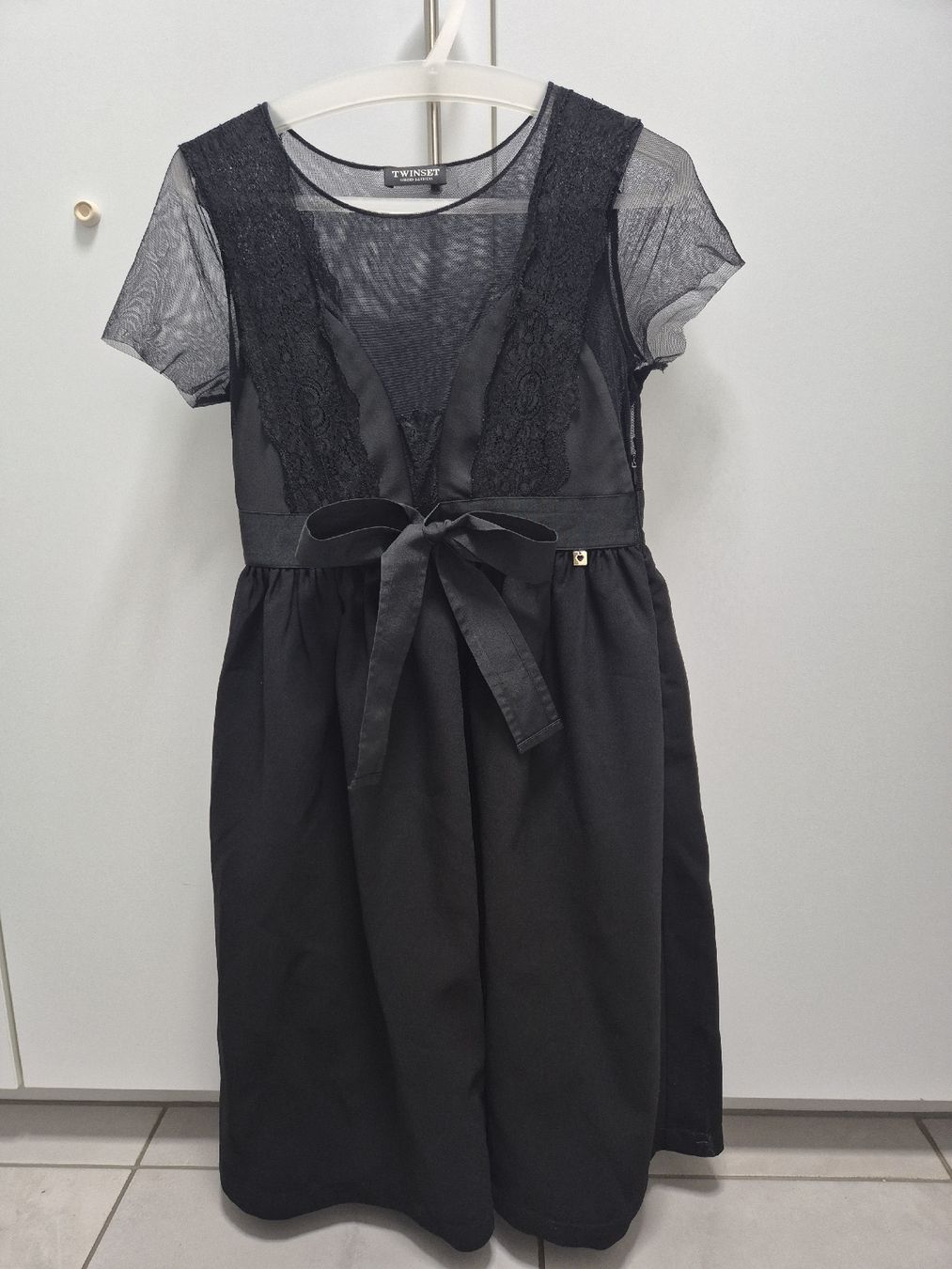 Twinset Vestiti: Twinset Kleid – Usato da Volketswil venduto da 2000ra
