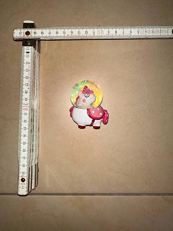 Figurines: Einhorn Schneekugel Dekoration – Neuf (Voir description) à Schlieren par S_Dragon
